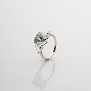 Aleksandrit Heart Ring