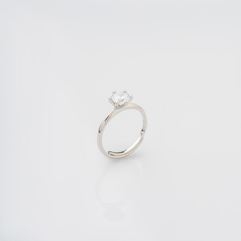 Lunessa Ring