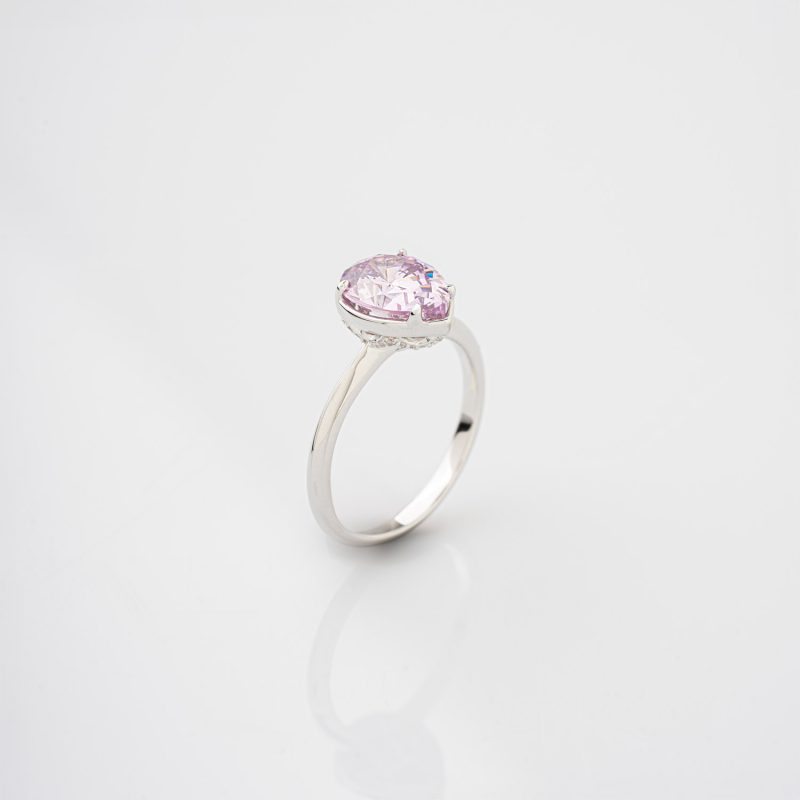 Violetta Ring