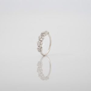 Alira ring
