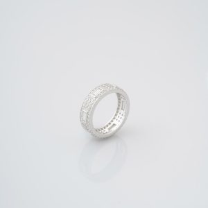 Blanc ring