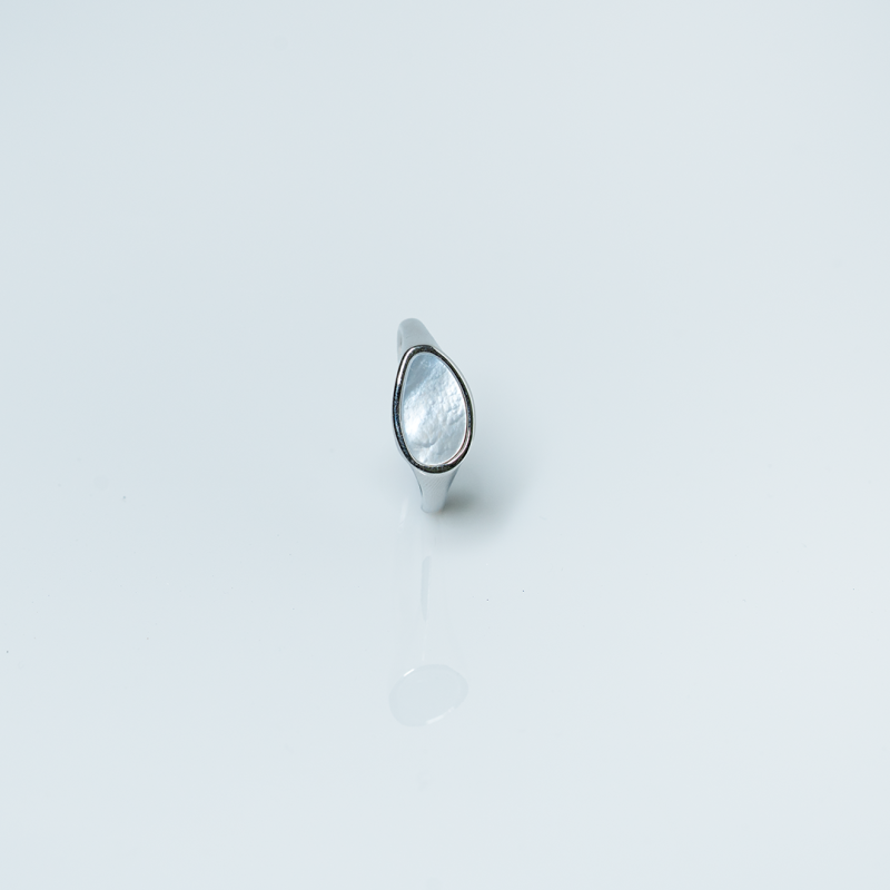 Drovia ring