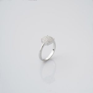 Lustre Ring